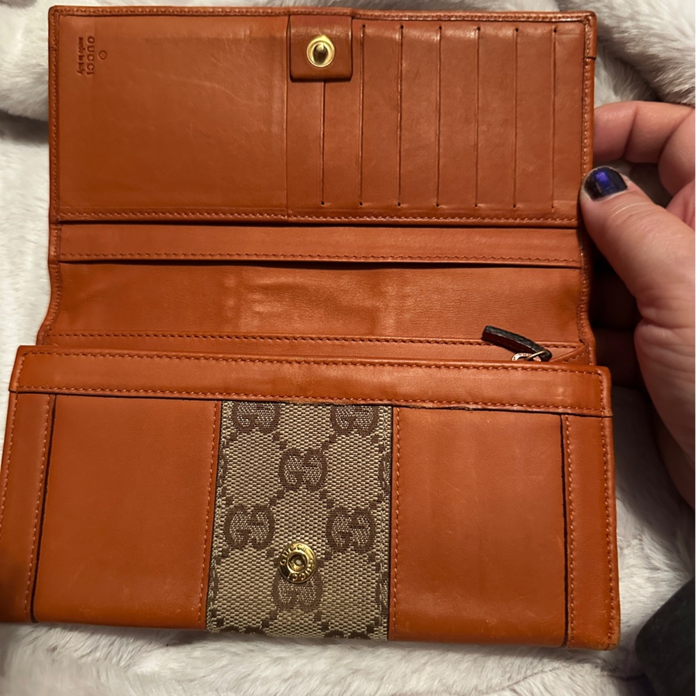Brown leather Gucci wallet